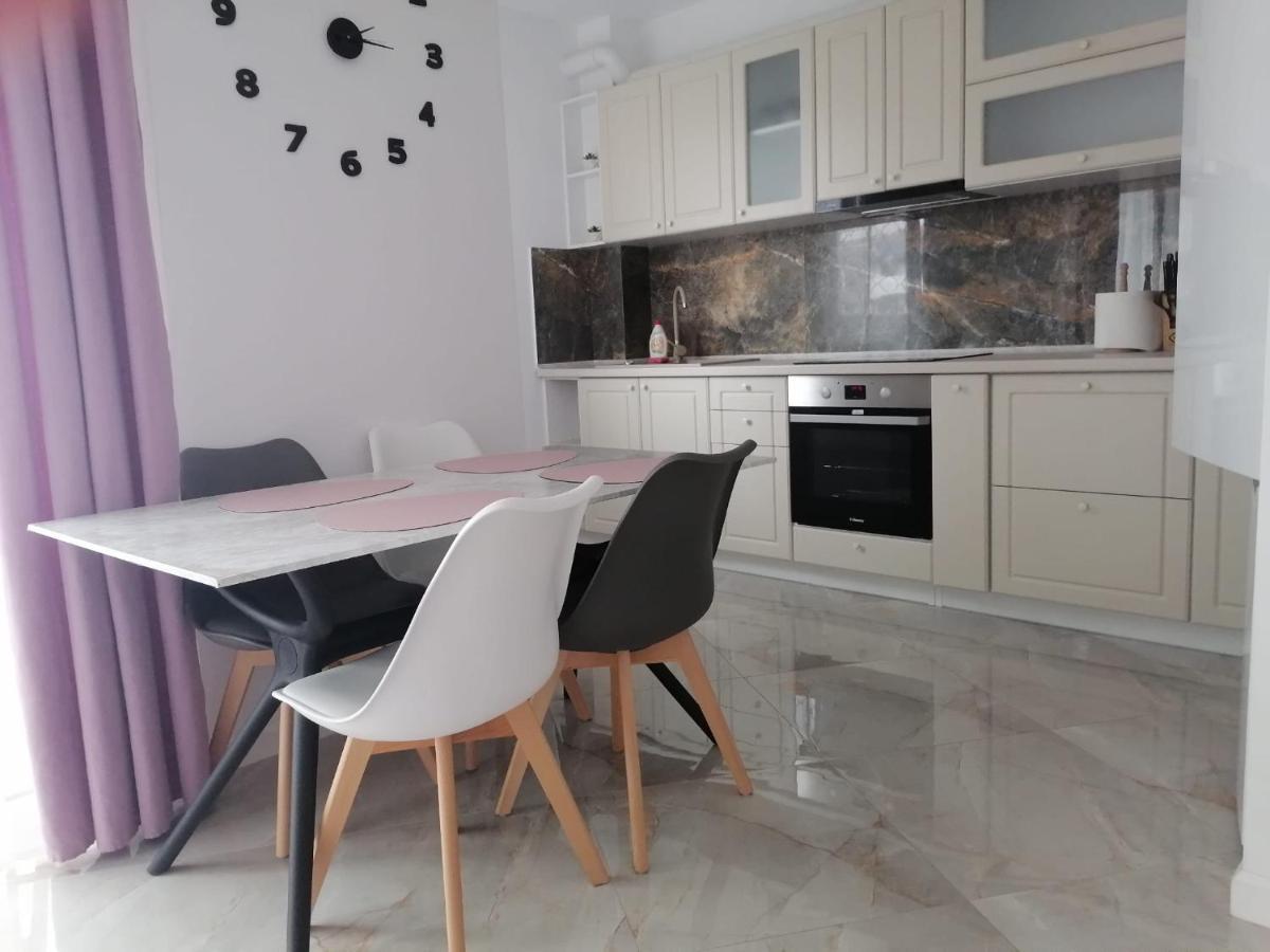 Aqua West Apartment Free Parking- Self Check-In Oradea Zewnętrze zdjęcie